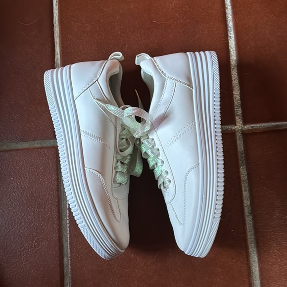 Top Moda sneakers size 9 women - Picture 9 of 9